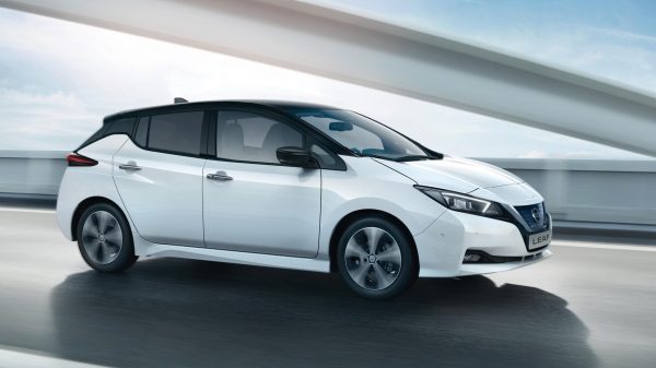 Nissan leaf 2021