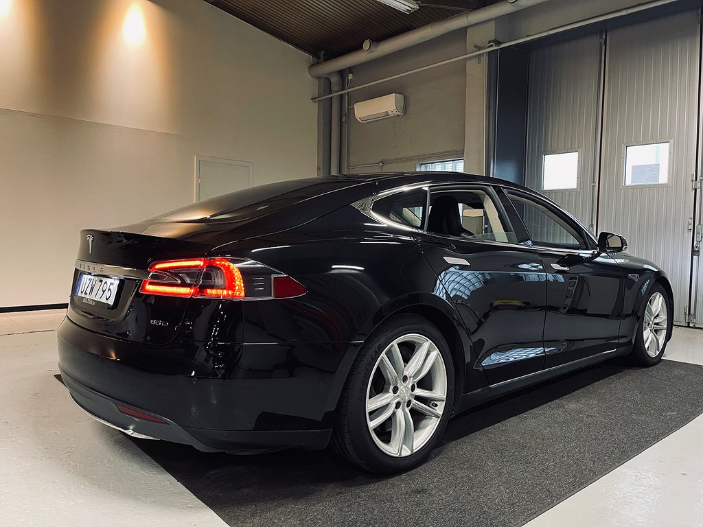 Tesla Model S 85D 423hk Panorama Autopilot Premium Sv-Läder