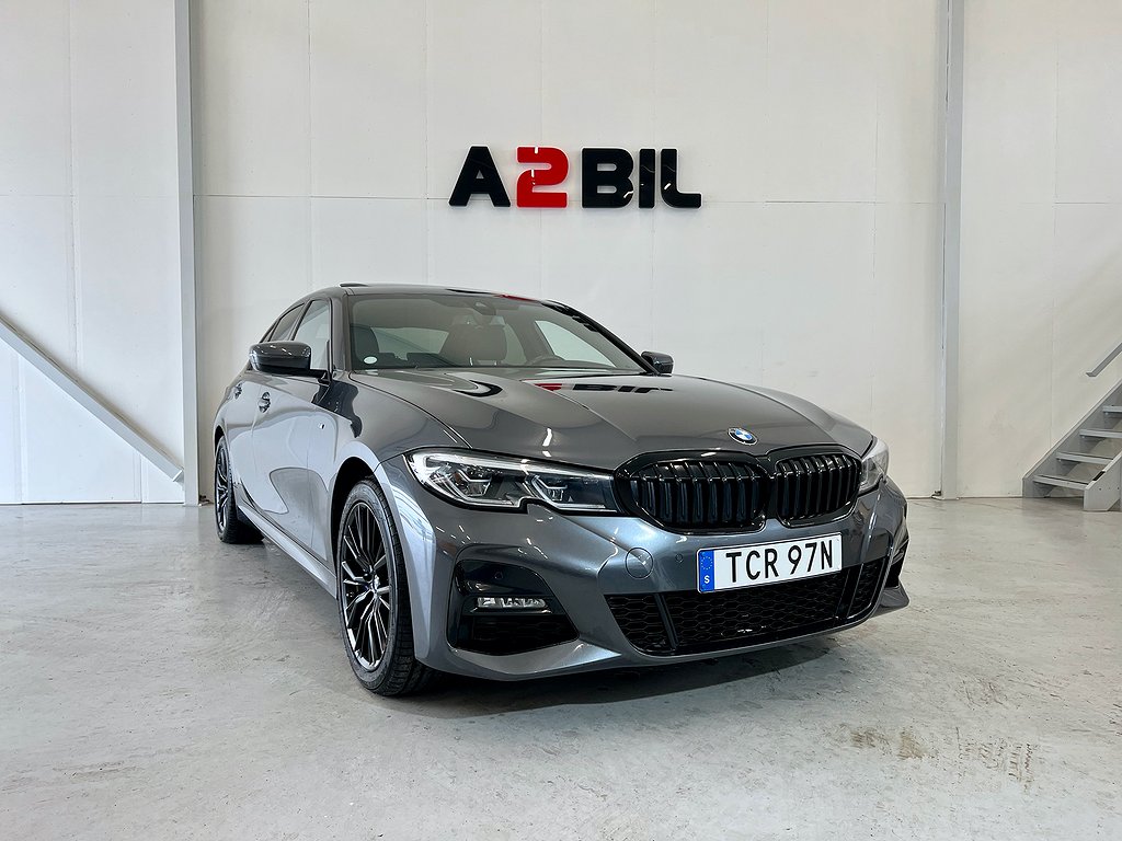 BMW 330e Sedan Steptronic M Sport /Head-Up /V-hjul