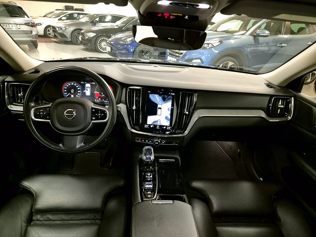 Volvo V60 Recharge T6 AWD Inscription Drag Blis