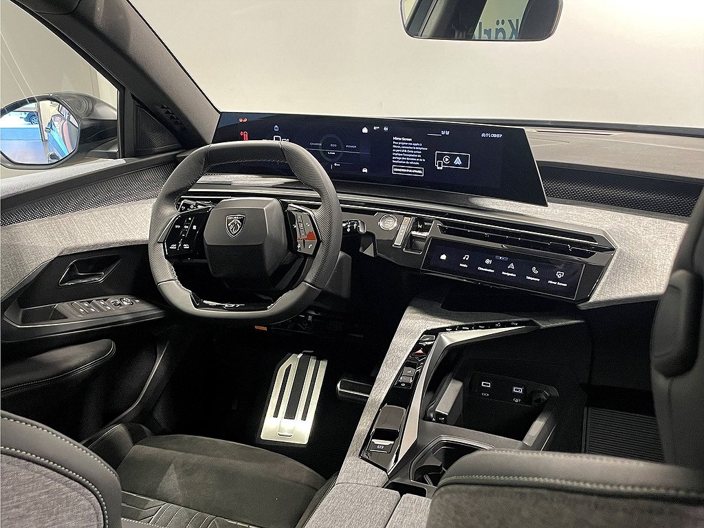 Peugeot E-5008 Long Range GT