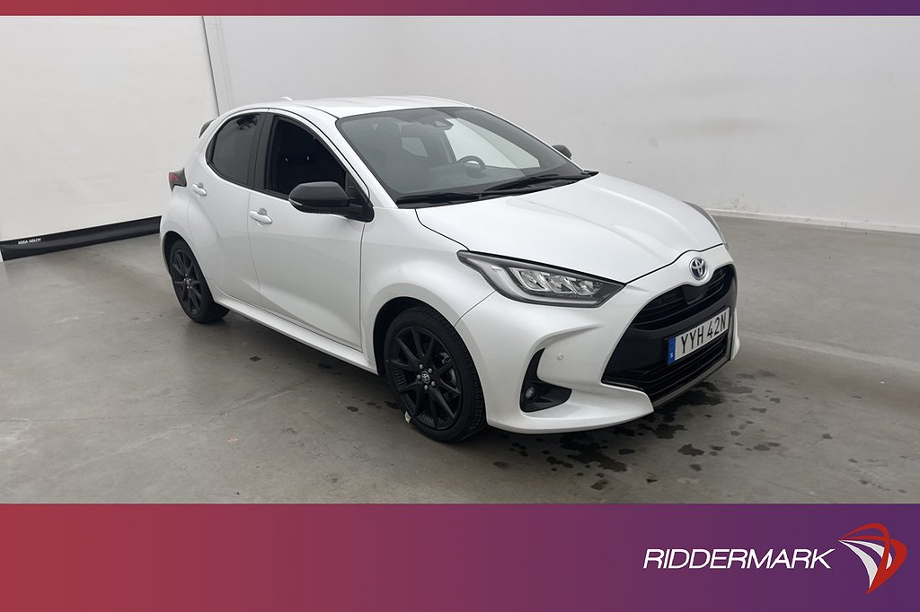 Toyota Yaris Hybrid 116hk Style JBL Kamera Rattvärme Navi