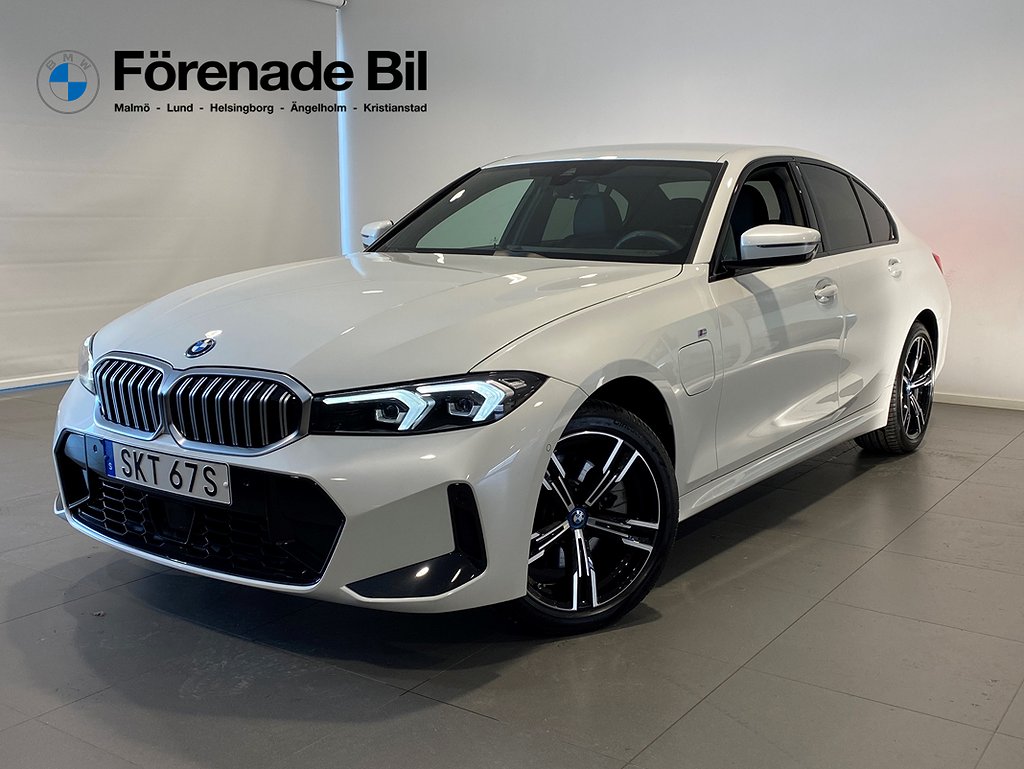 BMW 330e xDrive Sedan M-Sport HiFi Farth Rattvärme Drag
