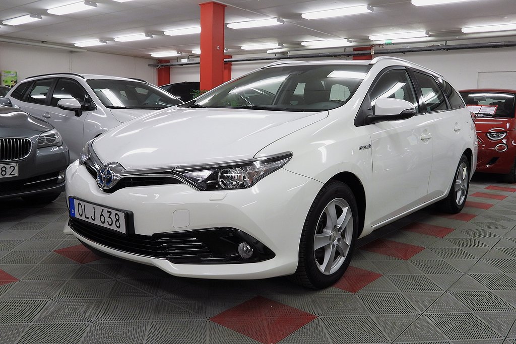 Toyota Auris Touring Sports Hybrid e-CVT Active SoV hjul EU6
