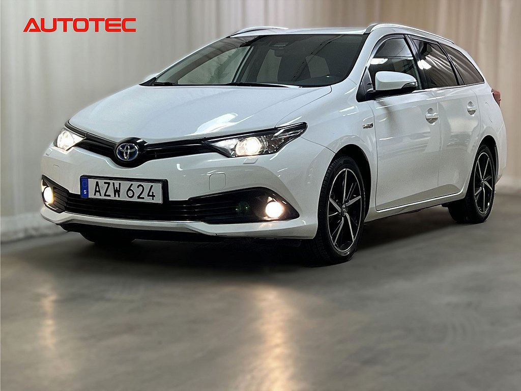 Toyota Auris 1.8 HSD Touring Sports (99hk)