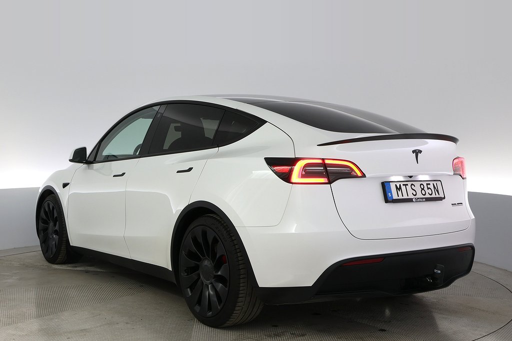 Tesla Model Y Performance AWD Autopilot 4,99 Drag V-Hjul