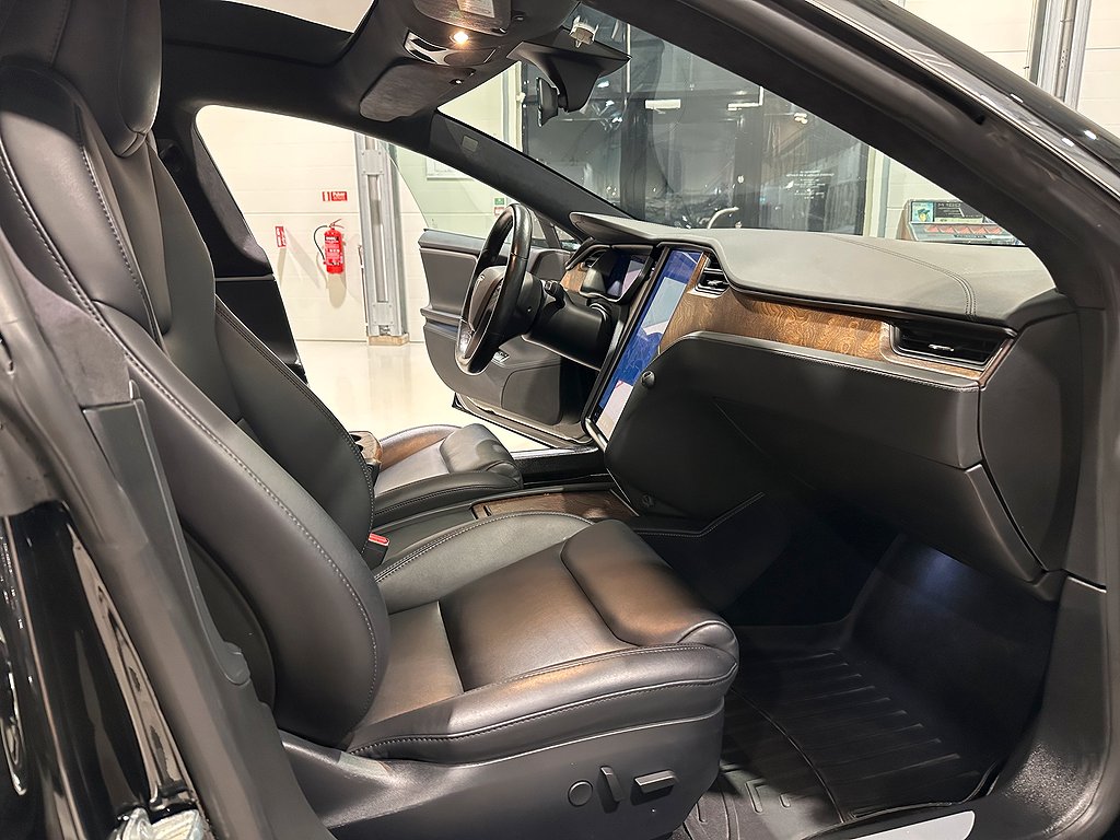 Tesla Model S Long Range AWD Raven