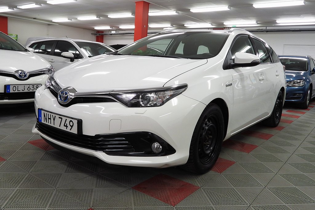 Toyota Auris Touring Sports Hybrid e-CVT Active SoV hjul EU6