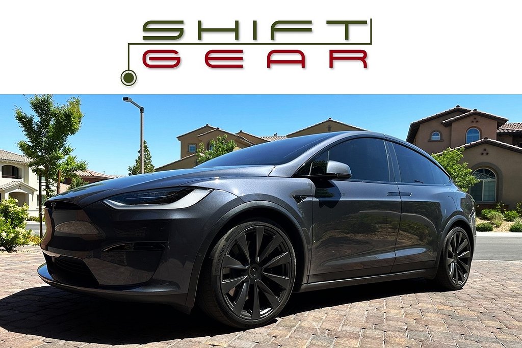 Tesla Model X PLAID MOMSBIL 6-sits 22 tum