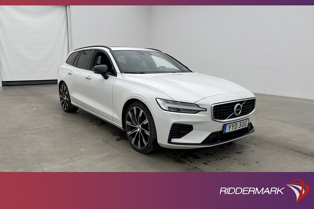 Volvo V60 T8 AWD 392hk R-Design B&W Pano Värm VOC HUD Drag