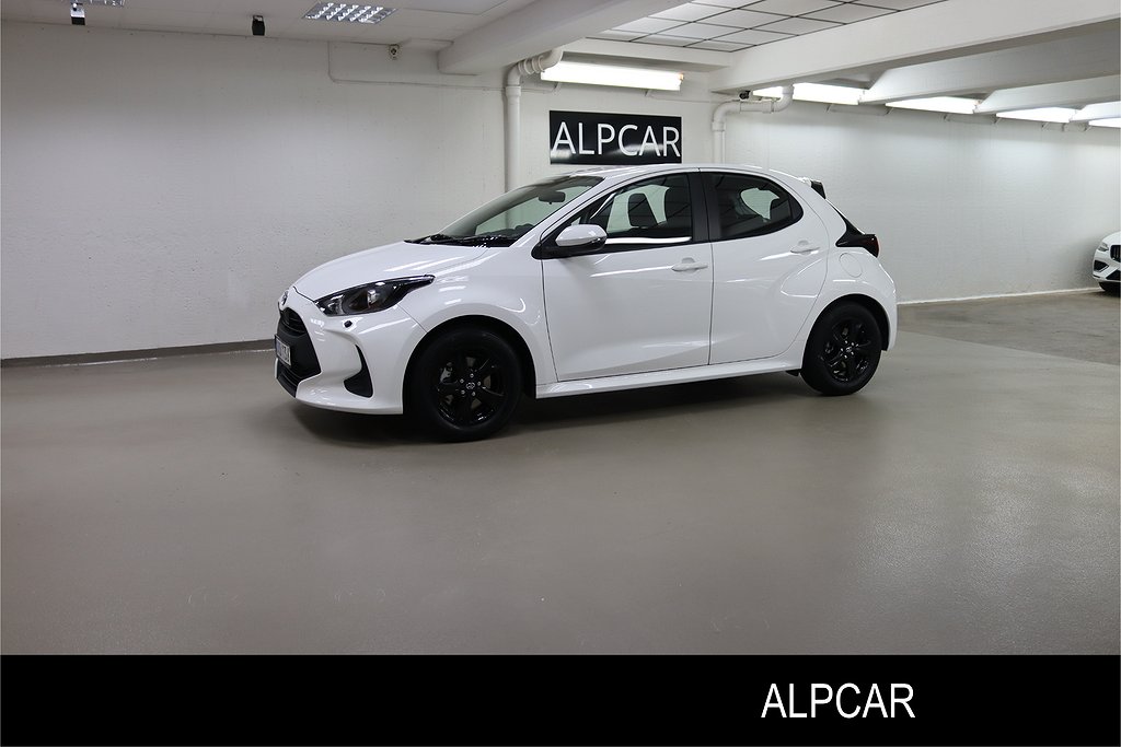 Toyota Yaris HSD 116 HK HÖGERSTYRD V-HJUL 2900 MIL