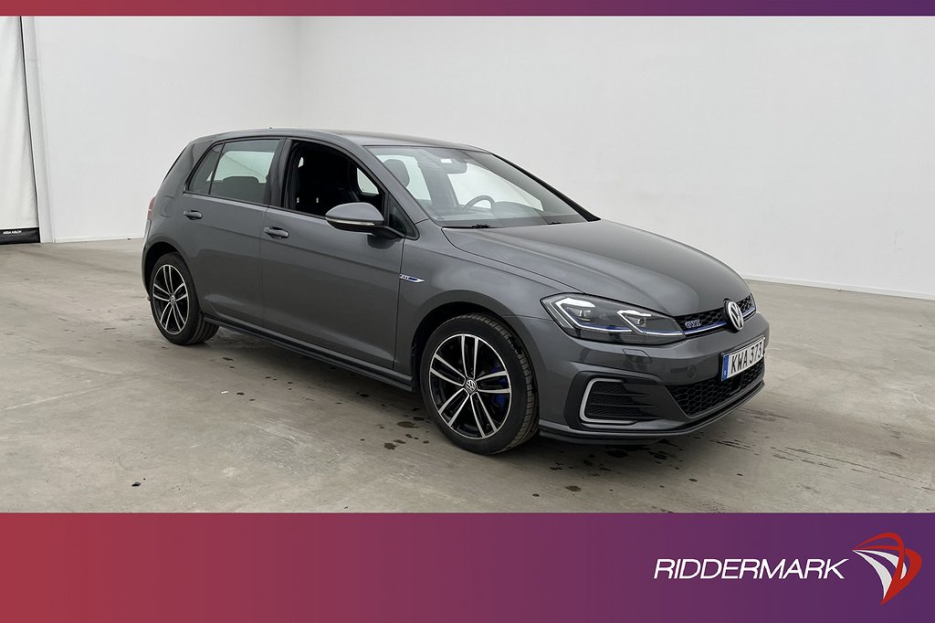 Volkswagen Golf GTE 204hk Fjärr-Värmare Kamera CarPlay Drag
