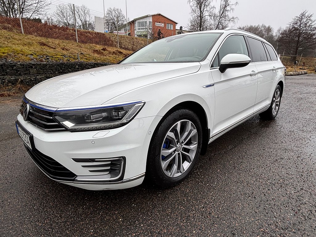 Volkswagen Passat MOMS/VAT Plug-In GTE 1.4 TSI ACT 1Äg Drag
