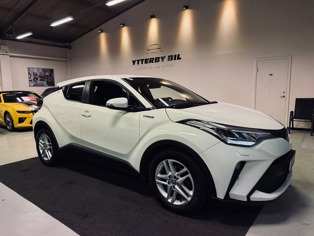 Toyota C-HR Hybrid CVT Active EU6 B-Kamera 5-Sits Momsbil SV