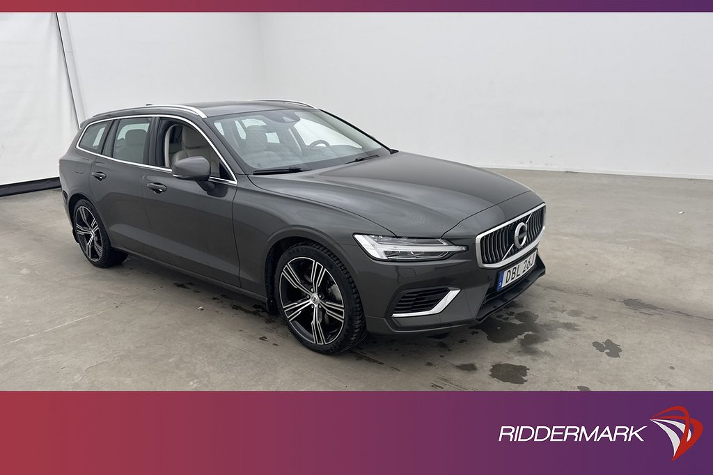 Volvo V60 Recharge T6 Inscription VOC Pano B&W Kamera Drag