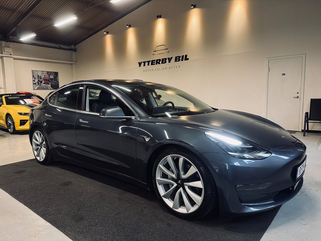 Tesla Model 3 Long Range AWD EAP Accelerations-Boost Pano SV