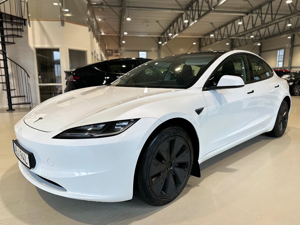 Tesla Model 3 Standard Range 300hk RWD