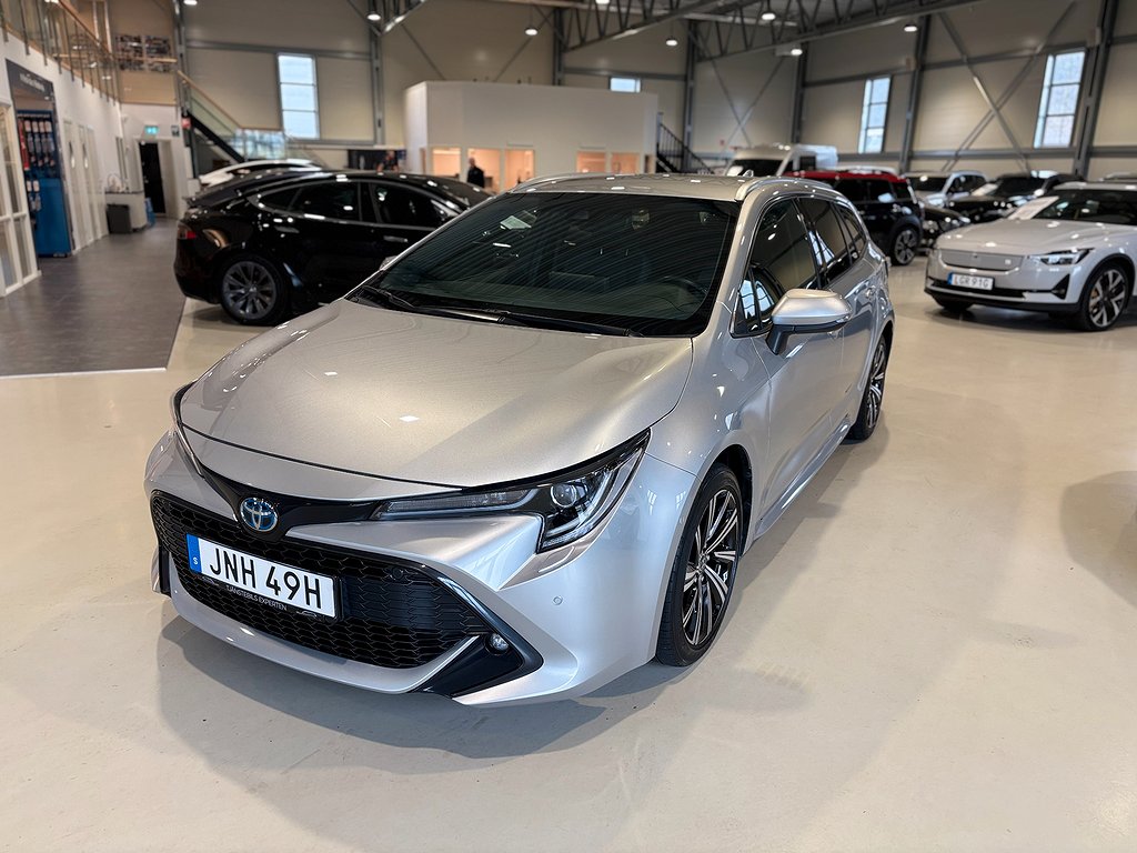 Toyota Corolla Touring Sports Hybrid e-CVT, 122hk Style