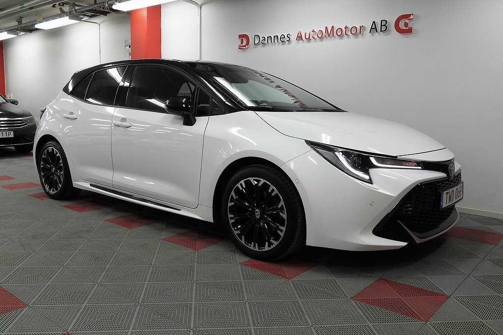 Toyota Corolla Hybrid e-CVT GR Sport SoV Hjul Carplay  MOMS