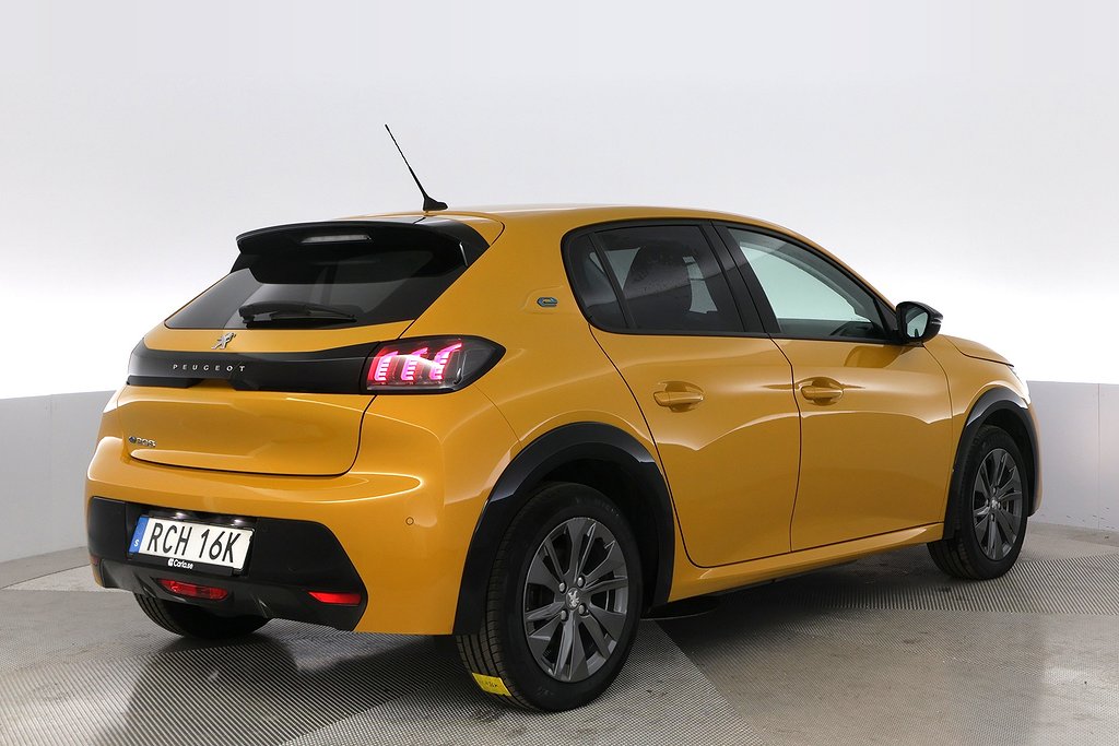 Peugeot E-208 Allure Kamera Tonade Rutor V-Hjul