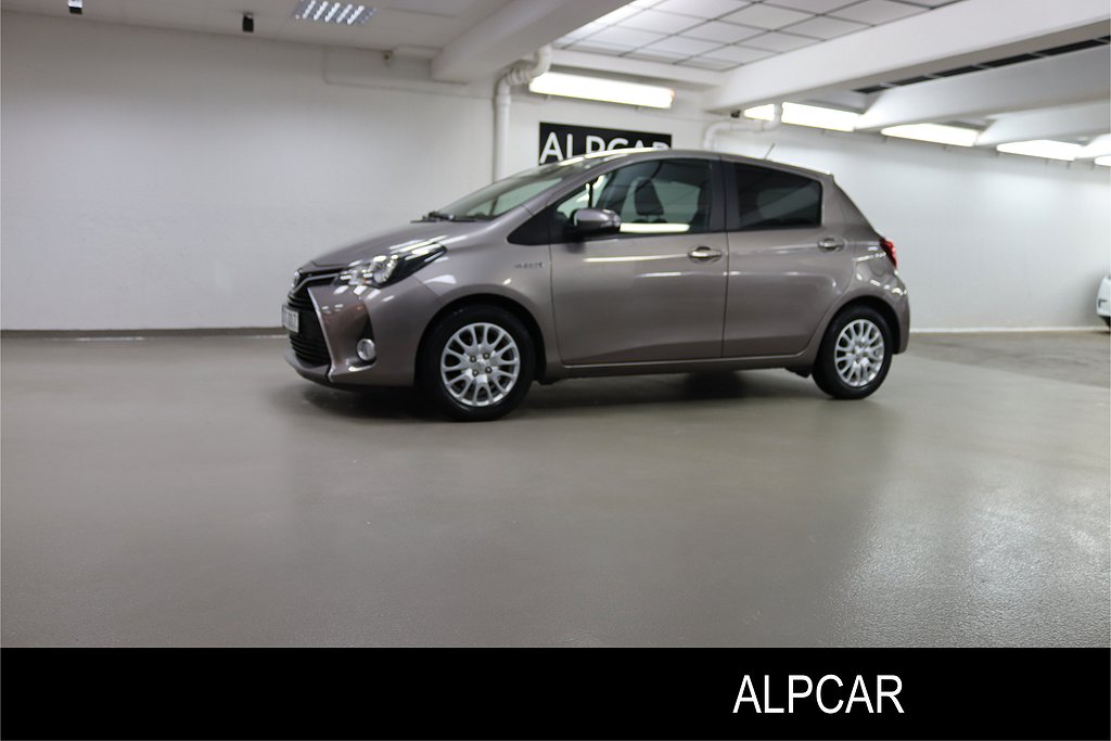 Toyota Yaris HSD ACTIVE EDITION  FEEL 6500MIL NYSERVAD