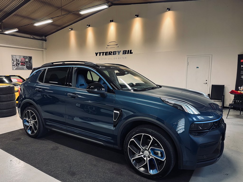 Lynk & Co 01 PHEV 261hk 360-Cam, Panorama, Infinity, Carplay