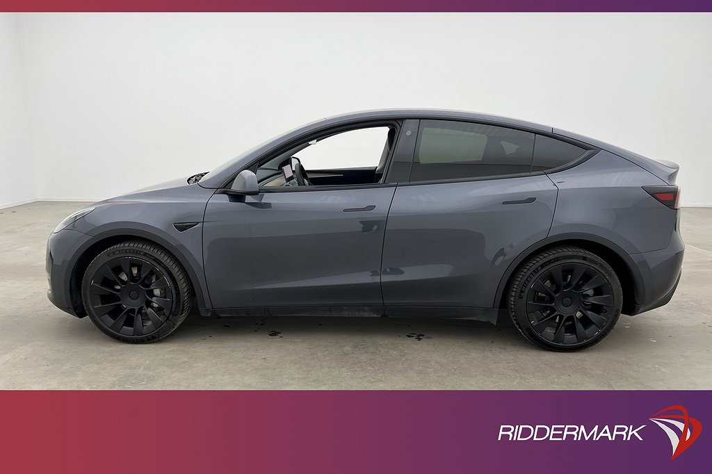 Tesla Model Y Long Range AWD Svensksåld Autopilot MOMS