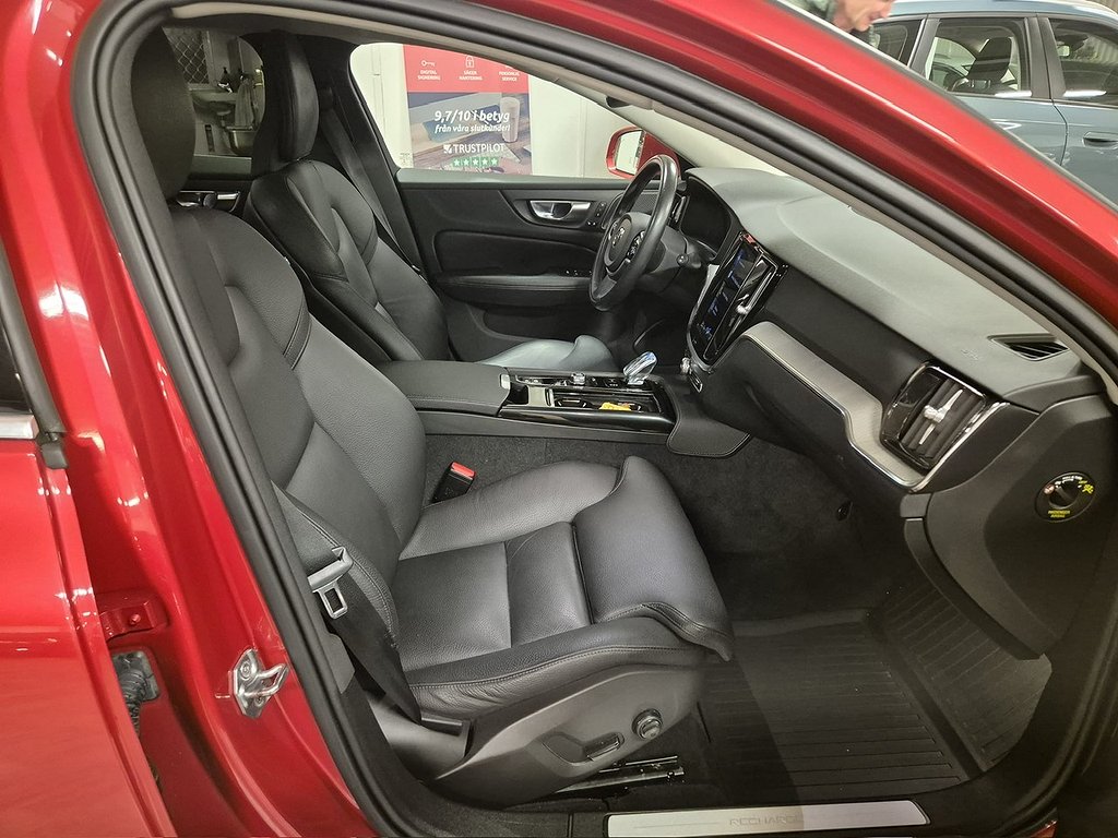 Volvo V60 Recharge T6 AWD Inscription Skinn Drag Blis