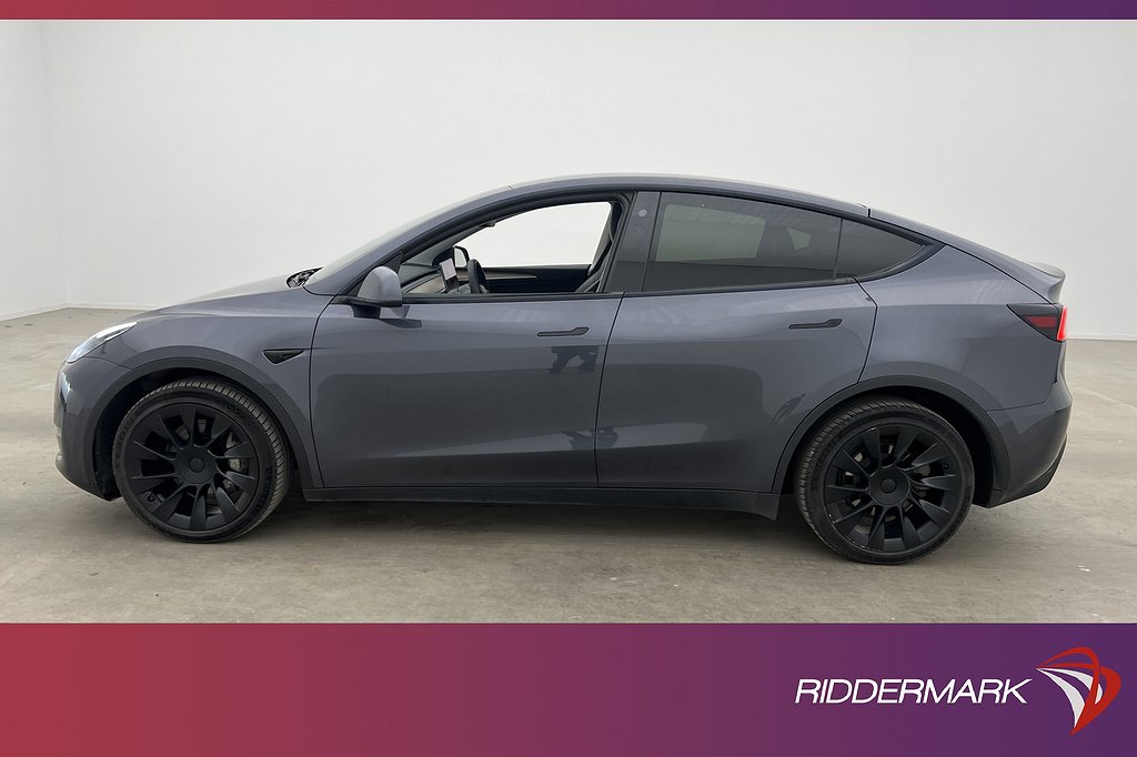 Tesla Model Y Long Range AWD MOMS Svensksåld Navigation AP