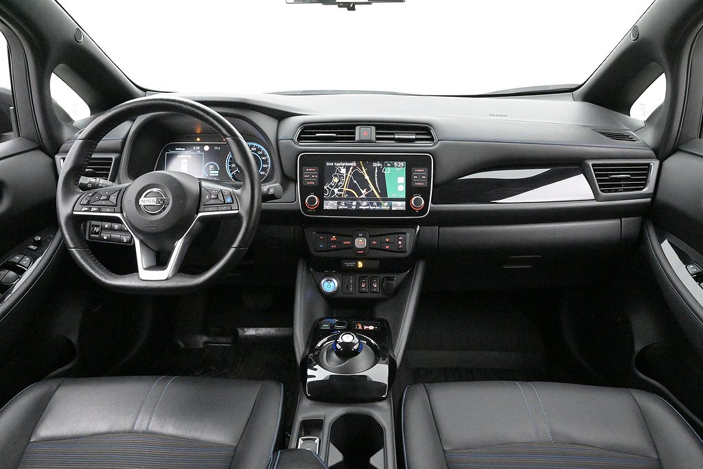 Nissan Leaf 40 kWh Tekna Läder BOSE Keyless 360° V-Hjul