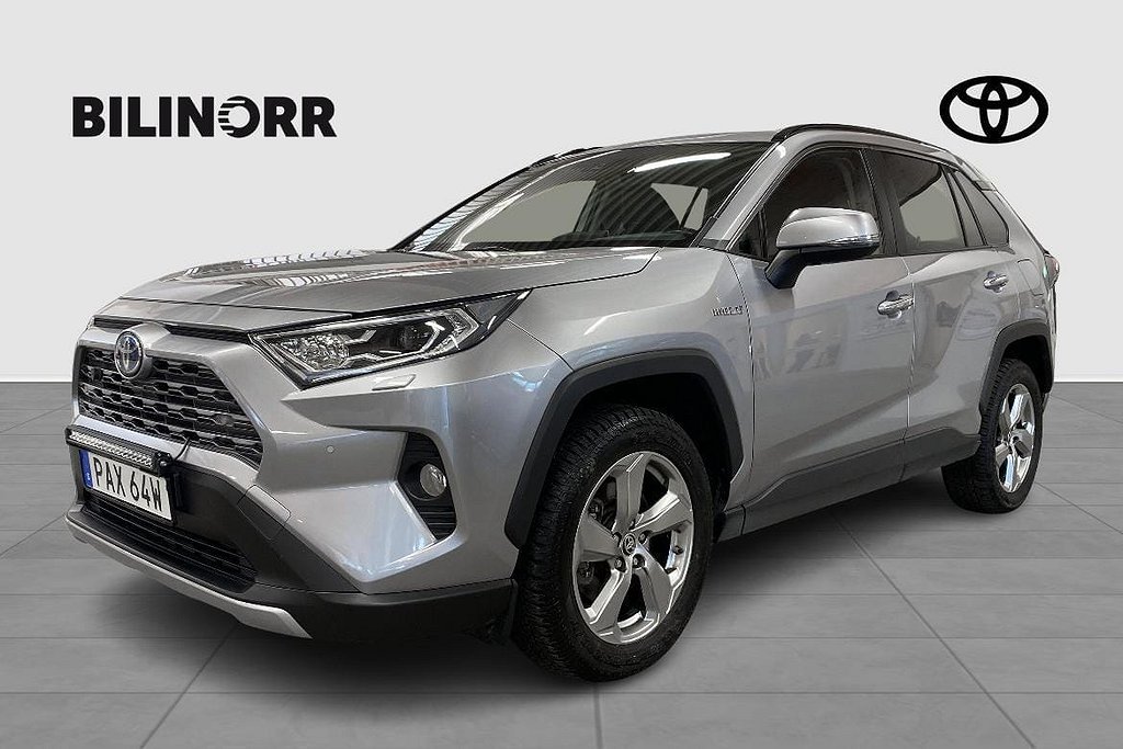Toyota RAV4 Hybrid AWD-i 2,5 Executive | Vinterhjul | Motorvärmare