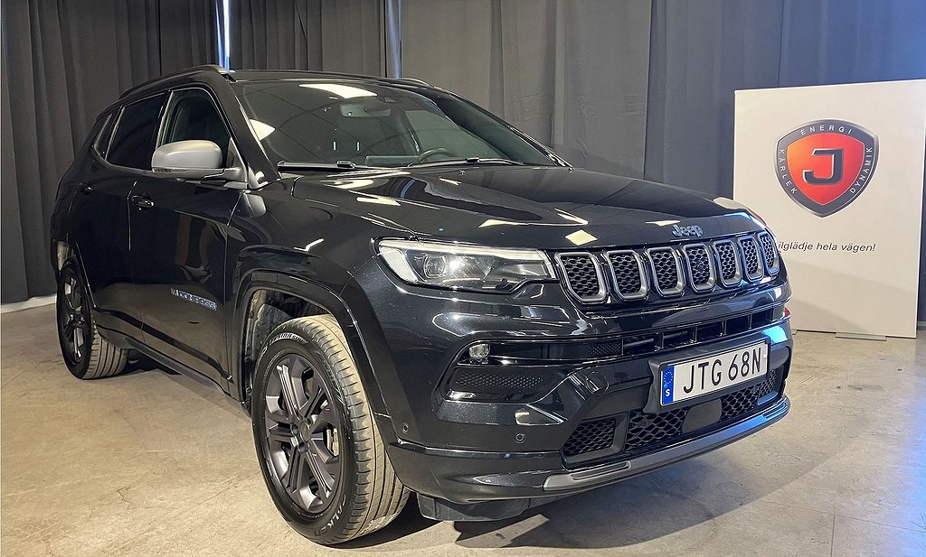 Jeep Compass Limited 1.3 PHEV 190hk Aut 4WD – DRAG, 360-KAMERA, CARPLAY