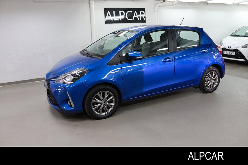 Toyota Yaris HSD ACTIVE MOTOR-KUPEVÄRMARE S+VHJUL