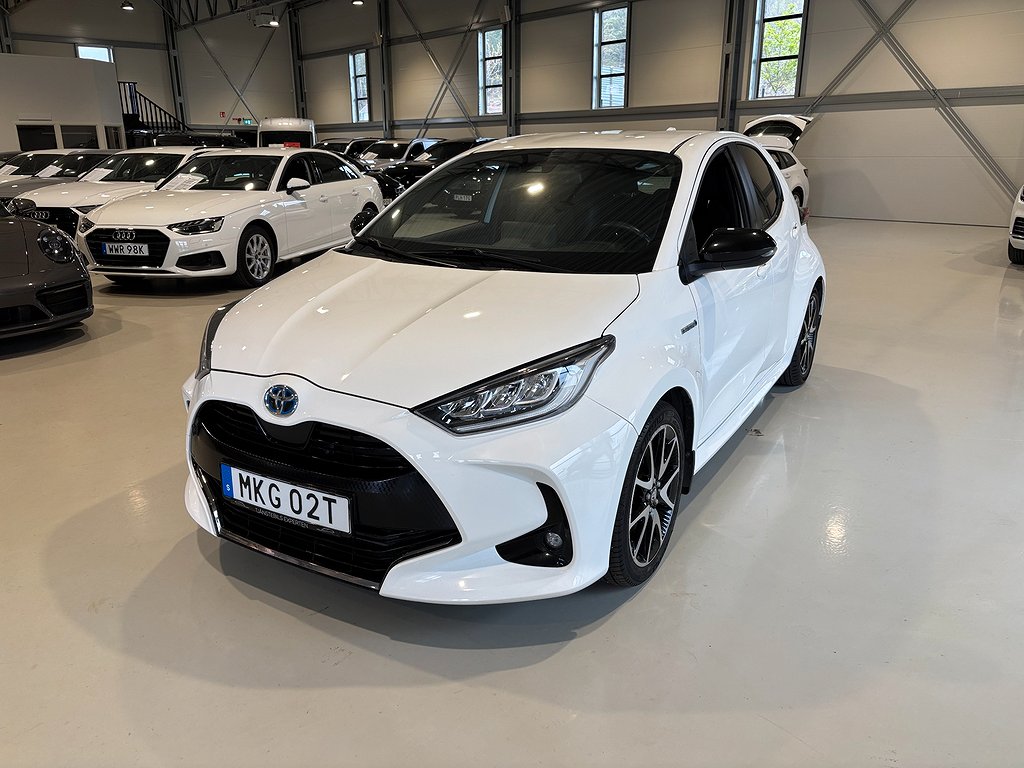 Toyota Yaris Hybrid CVT Style Euro 6  116hk