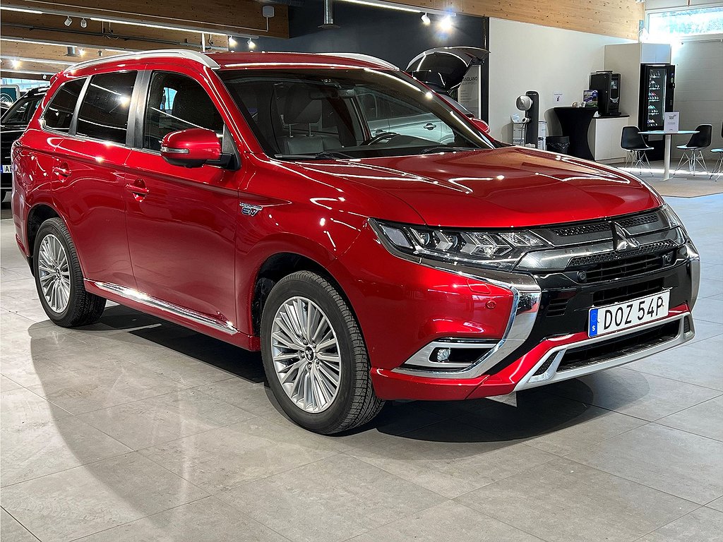 Mitsubishi Outlander Business PHEV 224hk Aut 4WD – SKINN, DRAG, B-KAMERA