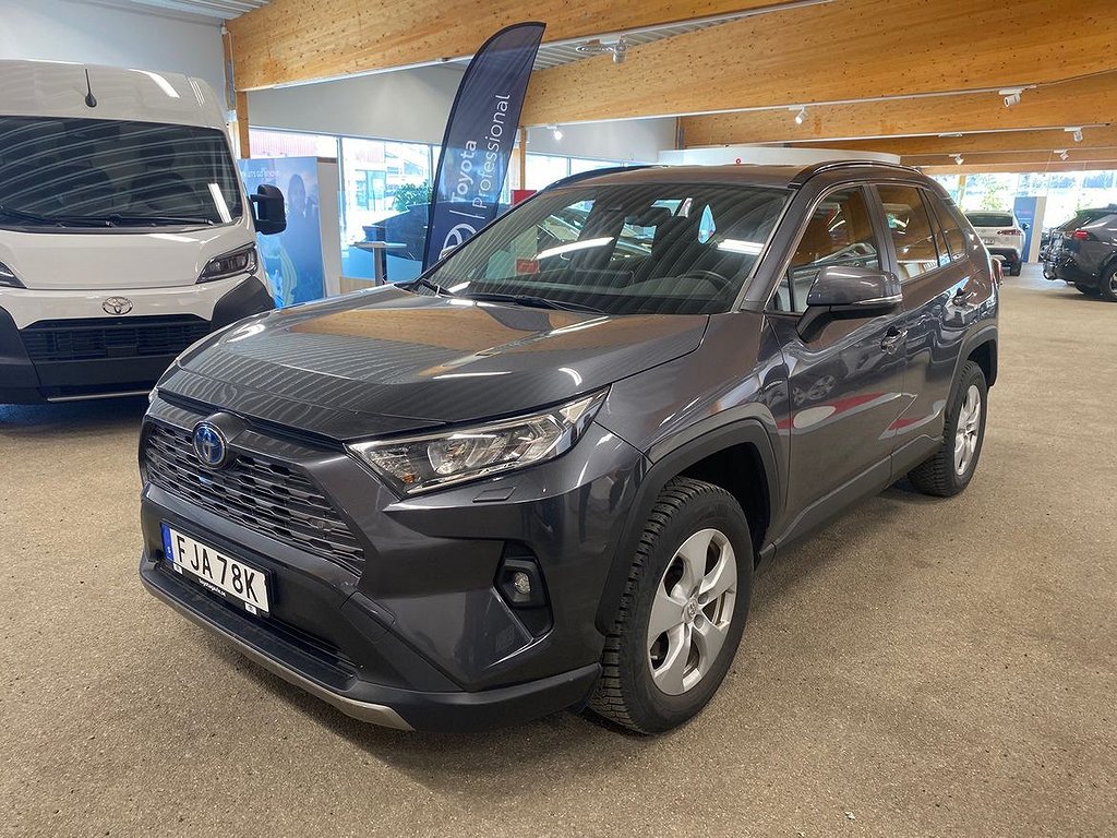 Toyota RAV4 Hybrid AWD-i 2,5 Active Komfortpaket | Vinterhjul