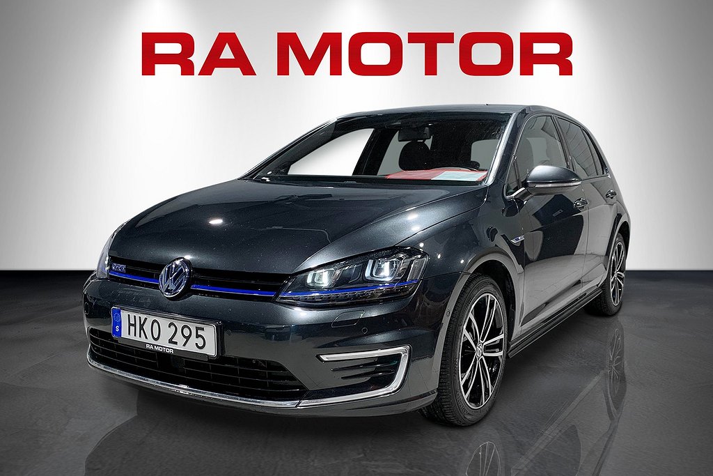 Volkswagen Golf GTE | Dragkrok | Keyless | Laddhybrid