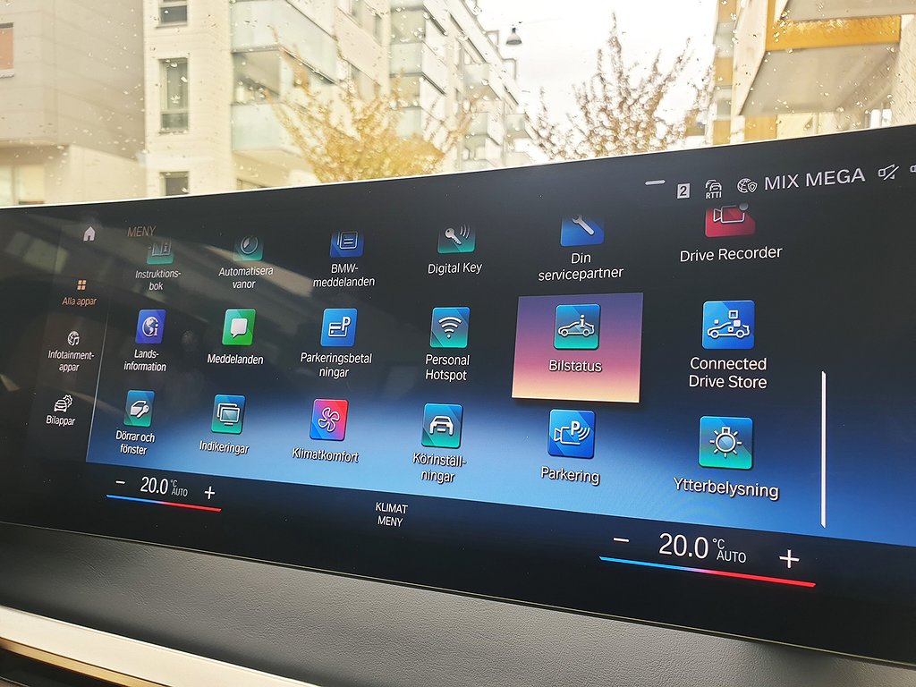 BMW iX xDrive50 SIGNATURE Sport Innovation Laser 22” MOMS