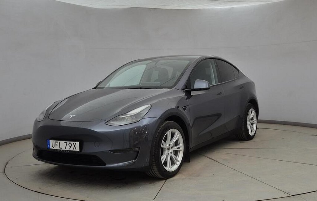 Tesla Model Y Long Range AWD FSD Ryzen Pdc 2490mil Moms/VAT