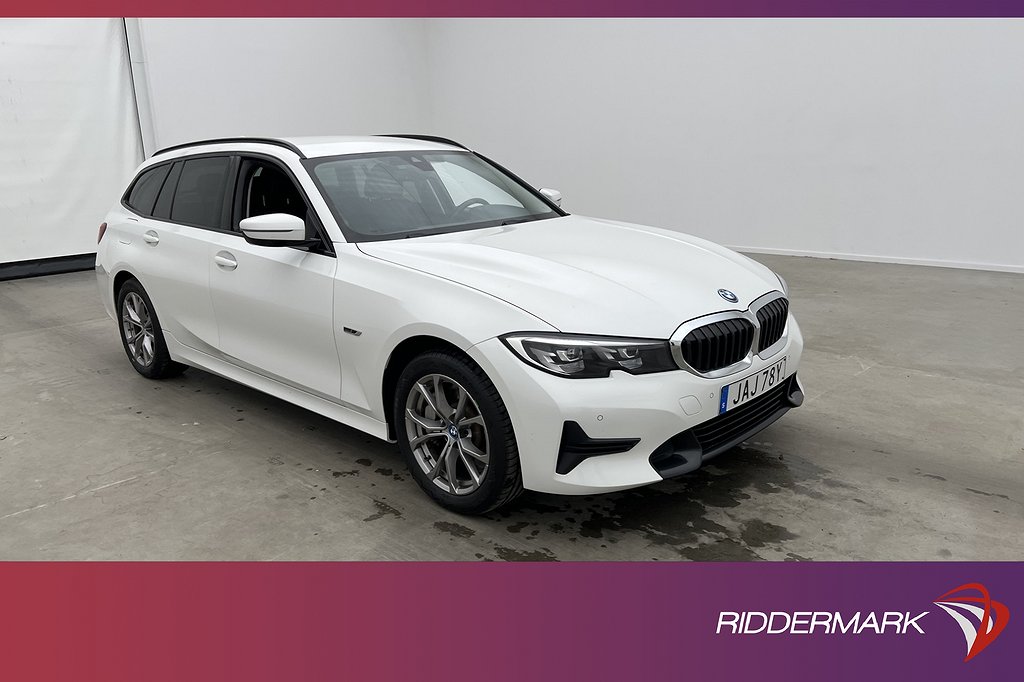 BMW 330e 292hk Sport Line Navigation Sensorer Halvskinn MOMS