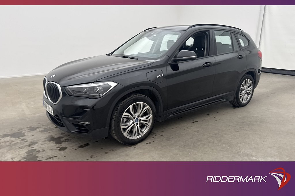 BMW X1 xDrive25e 220hk SportLine HuD Navi Drag 2Brukare MOMS