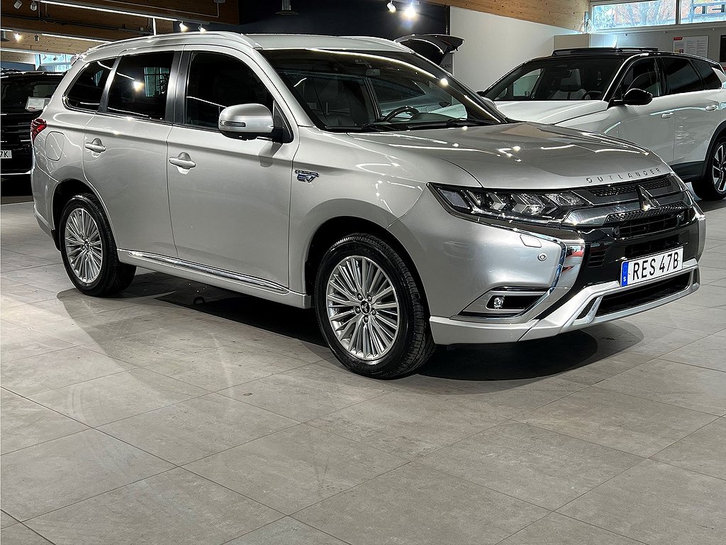 Mitsubishi Outlander Business X PHEV CVT 224hk Aut AWD – B-KAMERA, SKINNKLÄDSEL