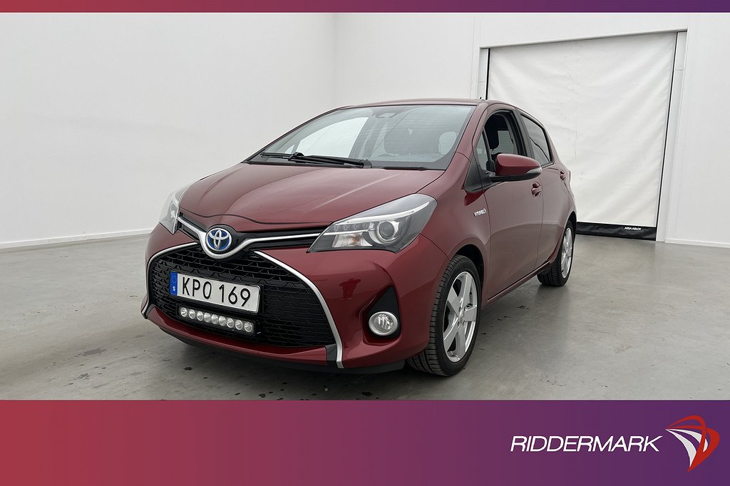 Toyota Yaris Hybrid e-CVT 101hk Active B-Kamera Navi 2-Bruka
