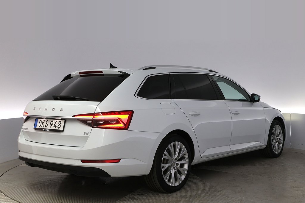 Skoda Superb iV Combi PHEV Business edt. Drag Läder V-hjul