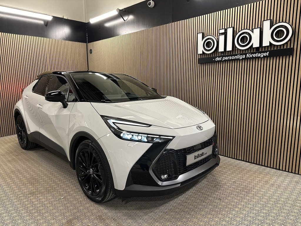 Toyota C-HR Hybrid AWD-i 2,0 GR Sport Komfort Panorama Dragk V
