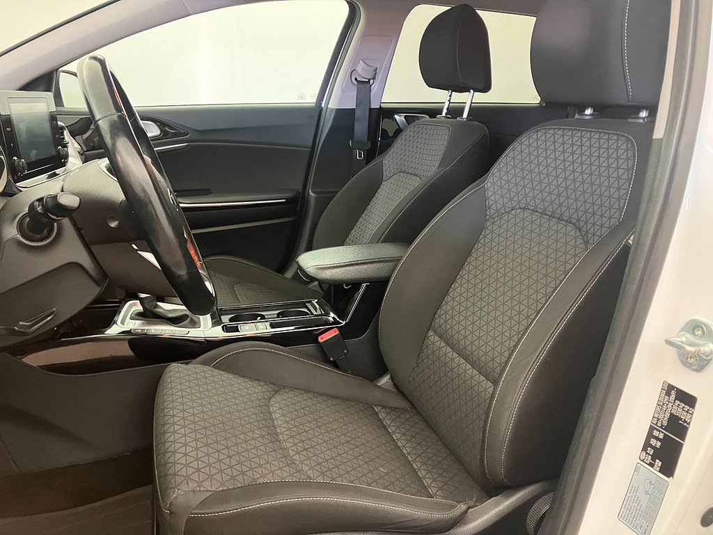 Kia CEED SW Plug-in Hybrid DCT Advance 141hk Backkamera