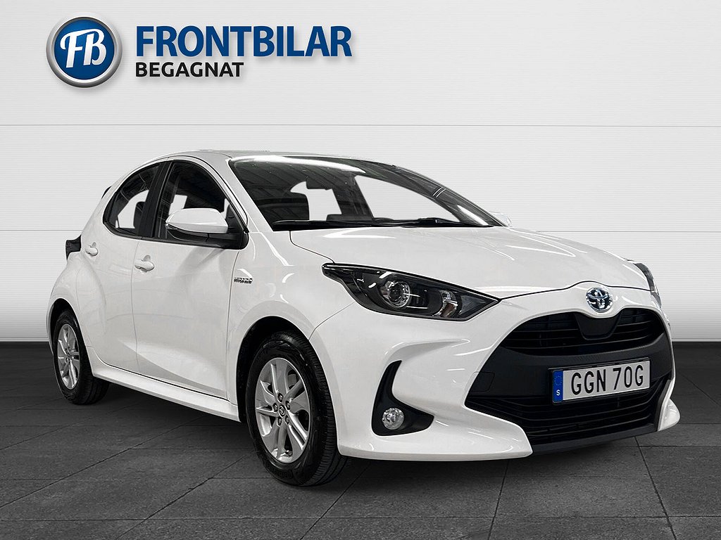 Toyota Yaris Hybrid/B-Kamera/Automat/Rattvärme/Full Link