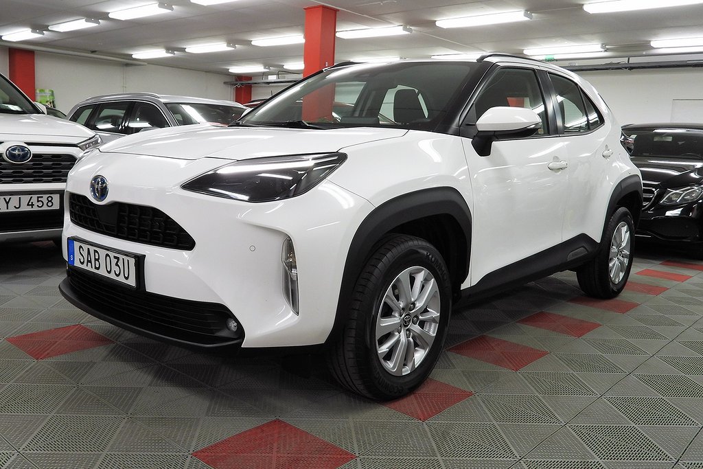 Toyota Yaris Cross Hybrid e-CVT Active M%26K värme SoV Hjul