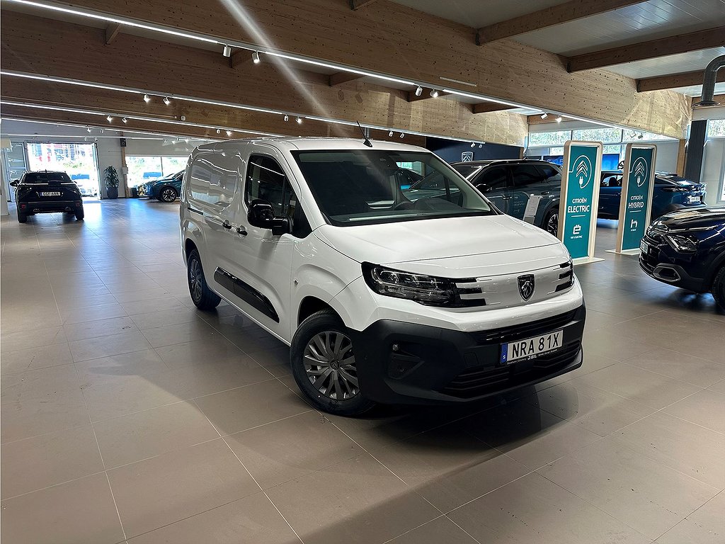 Peugeot e-Partner Plus Electric 50kWh L2 – OMGÅENDE LEVERANS!