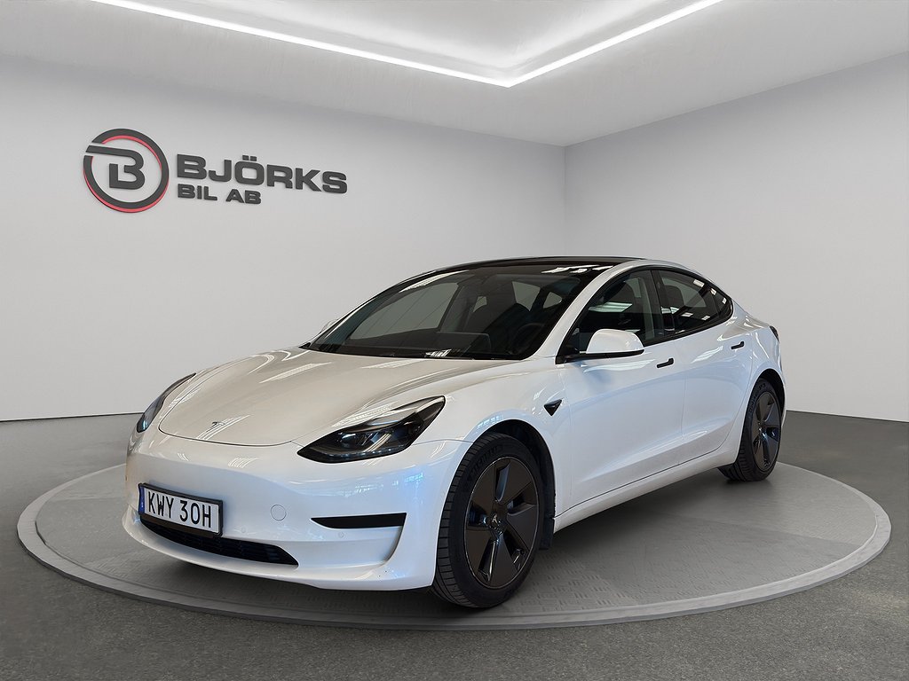 Tesla Model 3 Standard Range Plus FSD Leasbar 325hk 2.95%